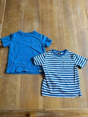 Little Boy - Size 4T - GAP Boys Solid Blue & Blue-White Striped Pocket Tee Set
